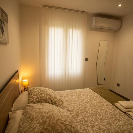 Appartement 1-4 Pers - Proche Paris, Cdg, Grand Paris Arena - A L'Ombre Du Pin "5" Le Pin  ภายนอก รูปภาพ